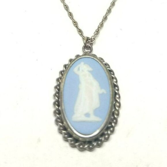 Vintage Wedgewood Jasperware Sterling Silver Pendant Necklace, Rainbow Setting - Picture 1 of 7